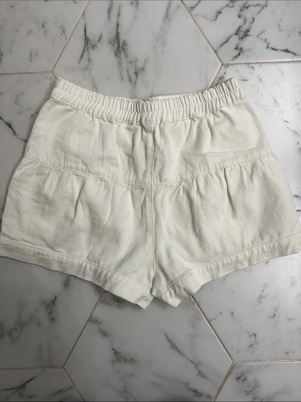 High-Waist Cream Button-Front Cotton Shorts - Picture 5 of 5